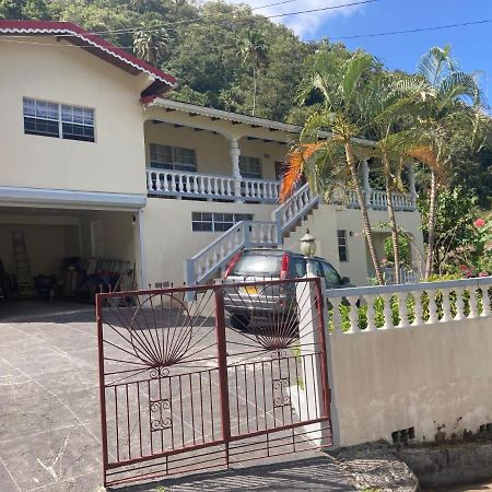 Stunning 2-Bed Apartment In Grand Roy Grenada Mount Nesbit Esterno foto