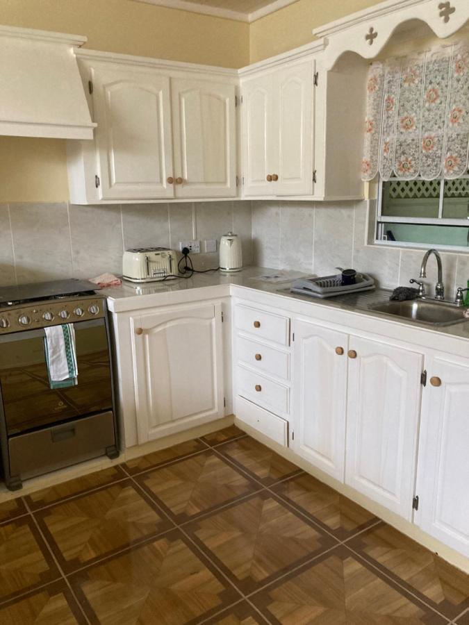 Stunning 2-Bed Apartment In Grand Roy Grenada Mount Nesbit Esterno foto
