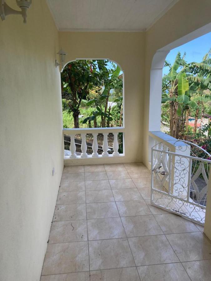 Stunning 2-Bed Apartment In Grand Roy Grenada Mount Nesbit Esterno foto